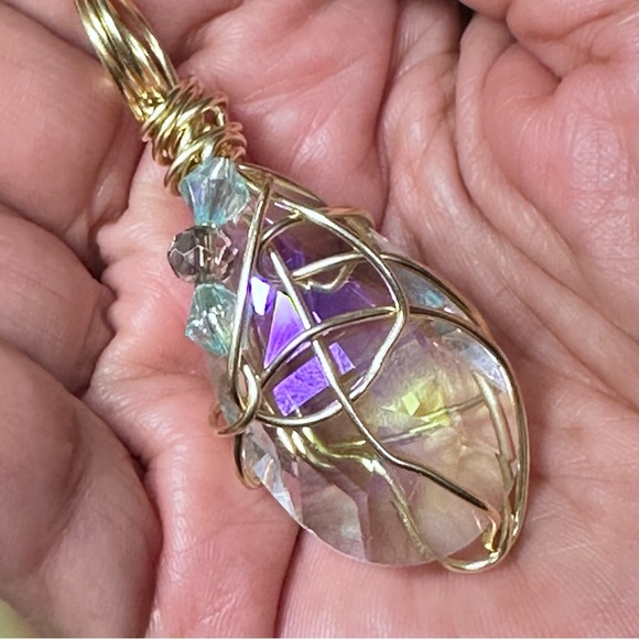 Handmade Prism Crystal Pendant Necklace with faceted glass accents Wire-Wrapped - Picture 11 of 11